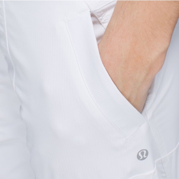 Lululemon Studio Crop Sz4 - Picture 7 of 8